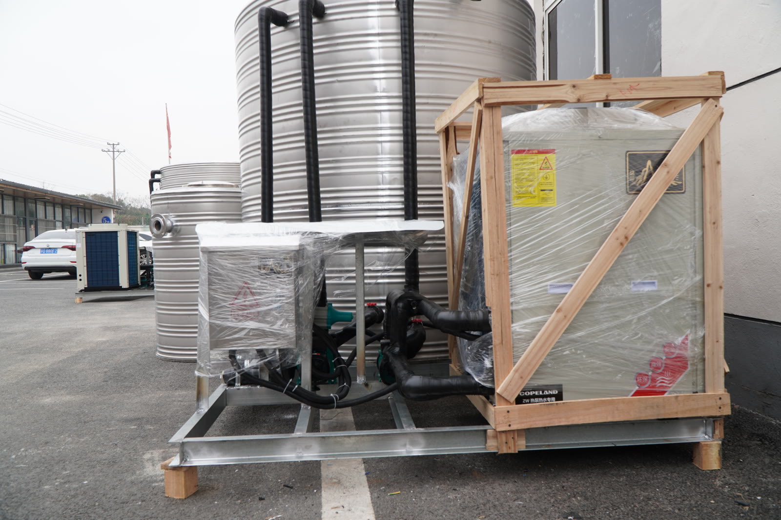 苏州陇赣5P商用空气能热水一体机整机